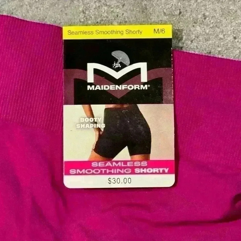 Maidenform Seamless Smothing Shorty 6” Inseam New With Tags - Picture 2 of 2